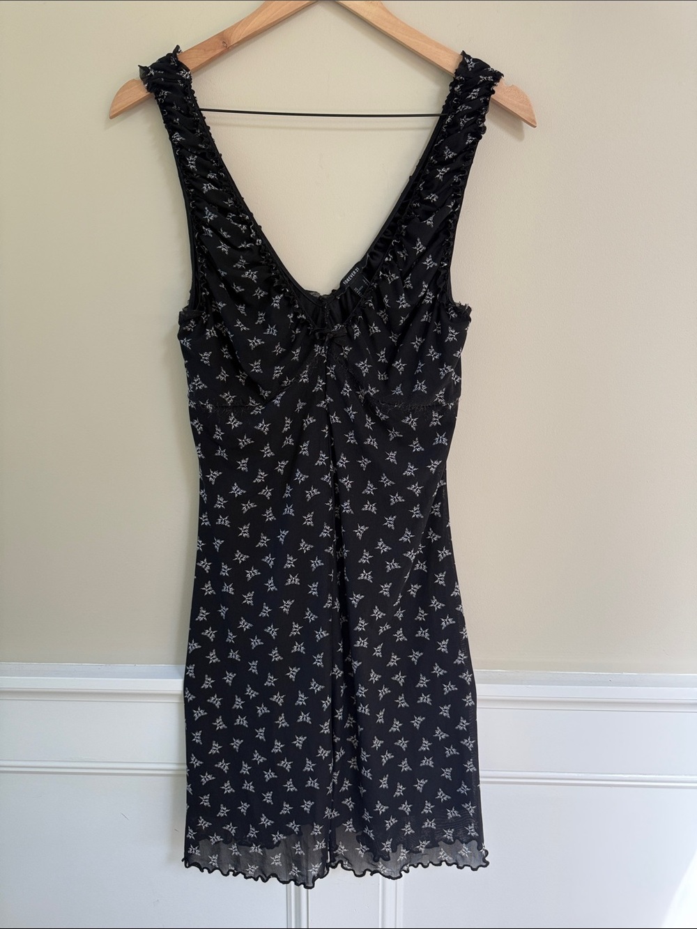 Black Floral Slip mini Dress with V-Neck with mini bow